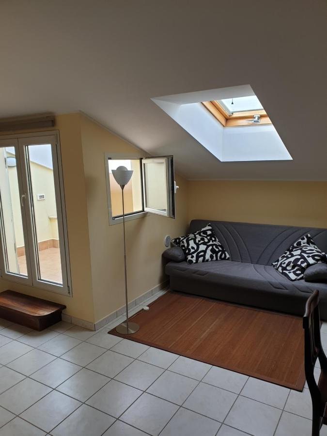 Mansarda Di Grazy Apartamento Citta Sant'Angelo Exterior foto